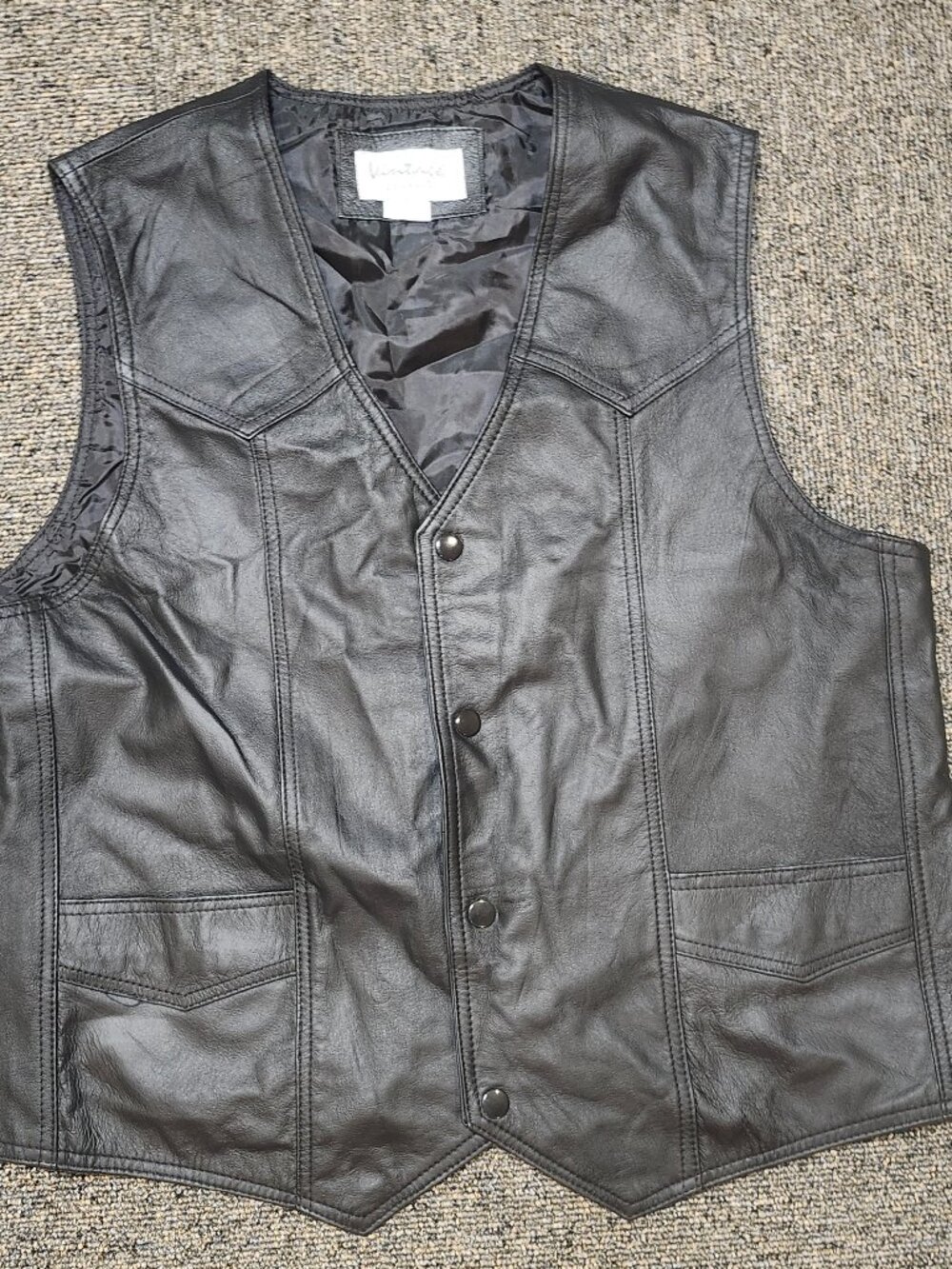 Vintage Leather Men's Genuine Leather Vest Black Snap Front Lined Size Small